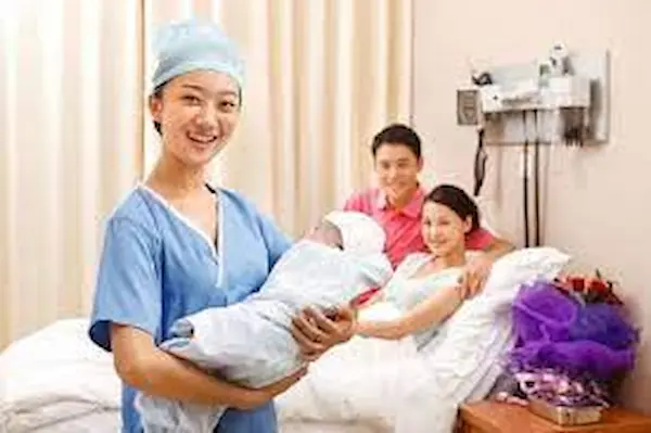 Ngành Hộ sinh tuy vất vả nhưng đầy ý nghĩa