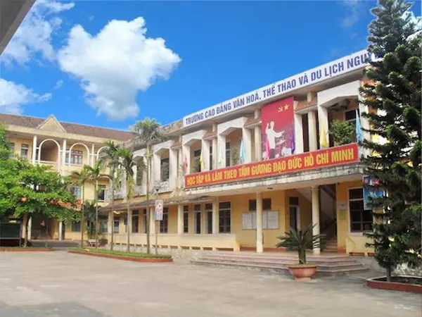 Cao đẳng Nguyễn Du