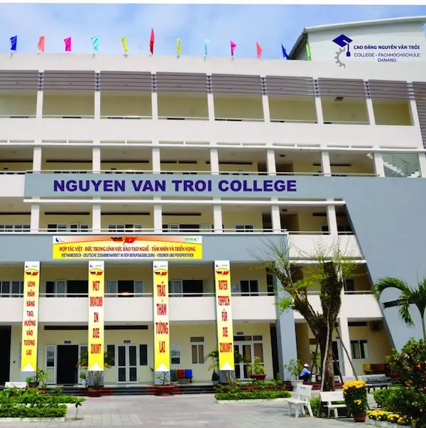 Cao đẳng Nguyễn Văn Trỗi