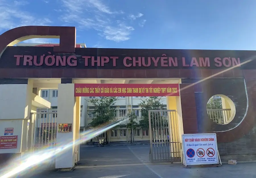 6 ngôi trường THPT chuyên nổi danh ở Việt Nam